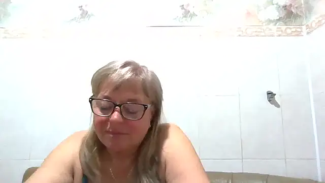 LinaLight88 online show from 04.10.26