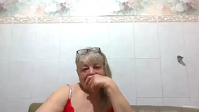 LinaLight88 online show from 04.18.26