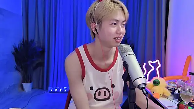 Snapshot of hafabva chatting on 03.30.26 hafabva online show from 03.30.26