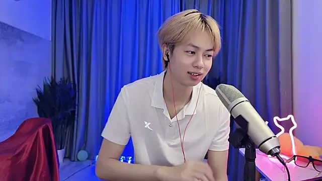 Snapshot of hafabva chatting on 04.12.26 hafabva online show from 04.12.26