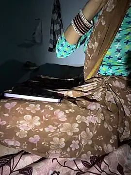 Pooja Love143 online show from 02.14.26