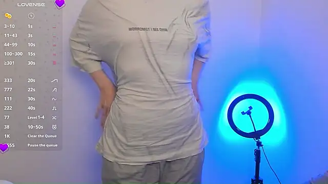 Stella MoonLight online show from 02.08.26