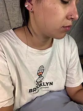 Val12777 online show from 04.08.26