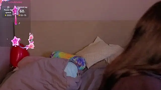 Holly  Bush online show from 02.20.26