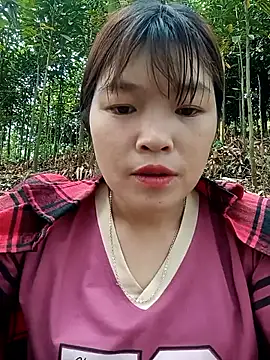 May-Ne online show from 04.17.26