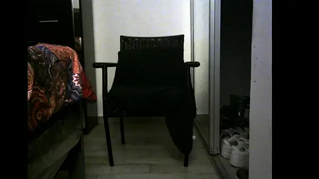 Snapshot of 3LEGSSS chatting on 07.17.26 3LEGSSS online show from 07.17.26