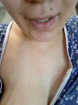 Emilyhomegirl1 online show from 01.13.26