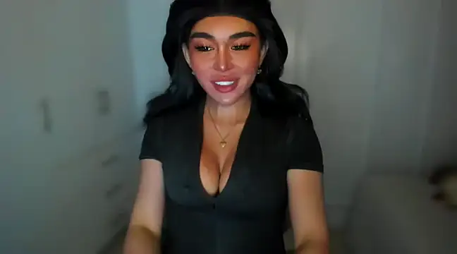 mxshemale ladyboy online show from 01.08.25