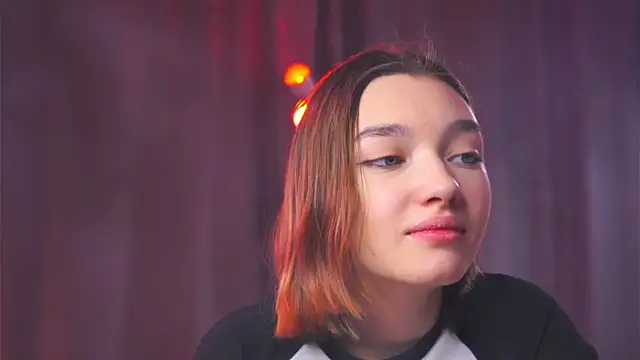 Snapshot of Leyla_crsh chatting on 03.11.26 Leyla crsh online show from 03.11.26