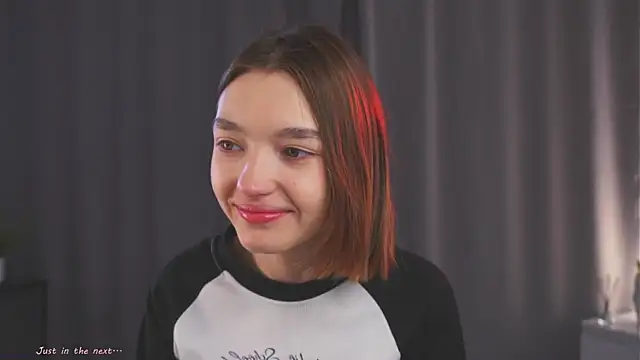 Snapshot of Leyla_crsh chatting on 03.22.26 Leyla crsh online show from 03.22.26