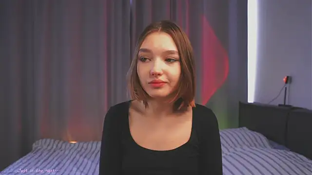 Snapshot of Leyla_crsh chatting on 04.02.26 Leyla crsh online show from 04.02.26