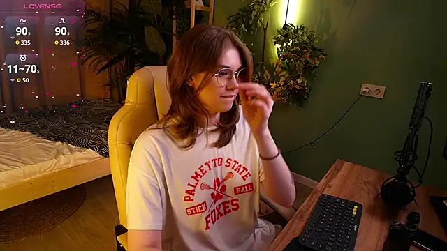 Snapshot of Alison_Doody chatting on 02.09.26 Alison Doody online show from 02.09.26