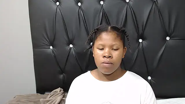 TemptingCloeXx online show from 04.17.26