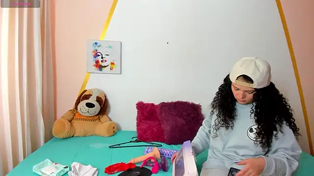 Snapshot of MapeDiamond chatting on 04.01.26 MapeDiamond online show from 04.01.26