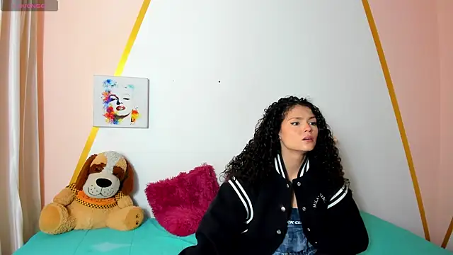 Snapshot of MapeDiamond chatting on 04.16.26 MapeDiamond online show from 04.16.26