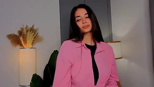 EmmyNoel online show from 12.22.25