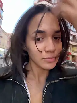 MiaMorenoo online show from 01.07.26