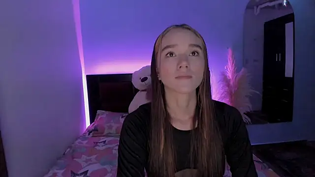 CRISTAL T2 online show from 04.18.26