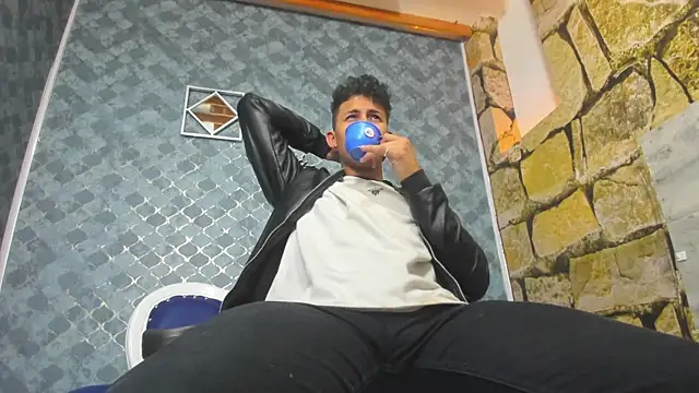 Ethan Waalker online show from 01.10.26