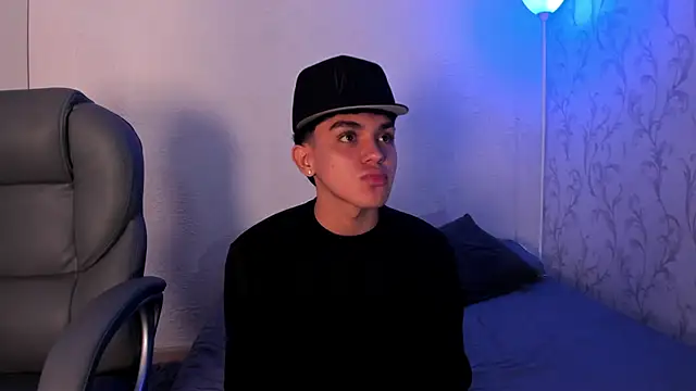  TaylorBlack online show from 12.16.25