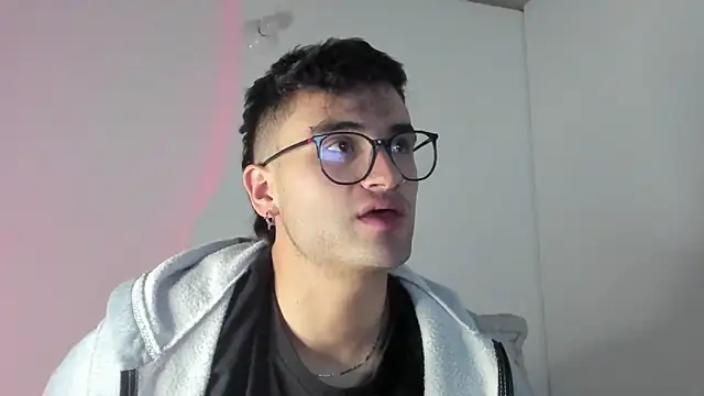 Snapshot of charlie_dicker chatting on 02.16.26 charlie dicker online show from 02.16.26