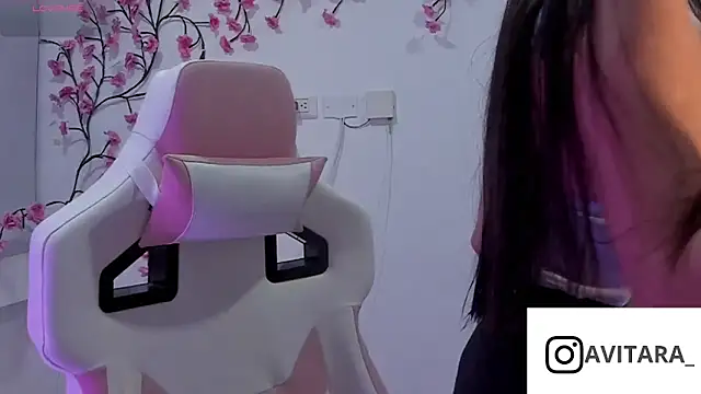 Snapshot of vanesita_ chatting on 06.27.26 vanesita online show from 06.27.26