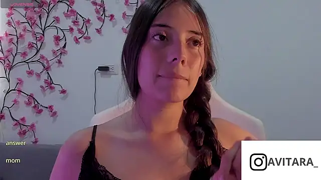 Snapshot of vanesita_ chatting on 07.29.26 vanesita online show from 07.29.26