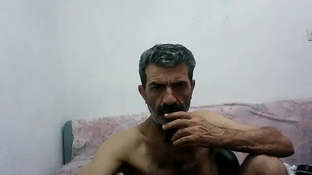 Snapshot of kobra21turki chatting on 02.15.26 kobra21turki online show from 02.15.26