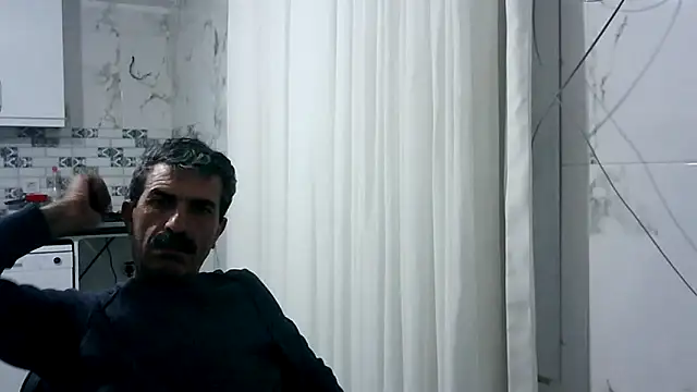 Snapshot of kobra21turki chatting on 04.15.26 kobra21turki online show from 04.15.26