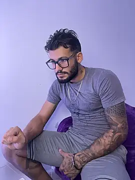 thedragonboyxxx online show from 12.18.25