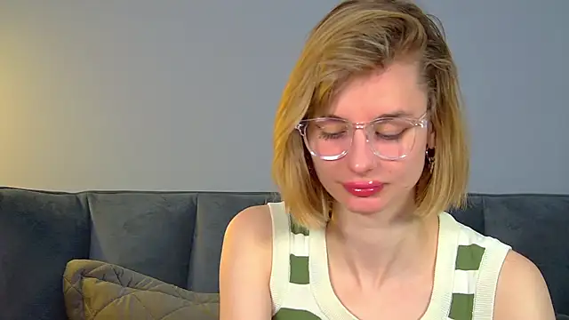 Snapshot of MerlinMeyer chatting on 02.22.26 MerlinMeyer online show from 02.22.26