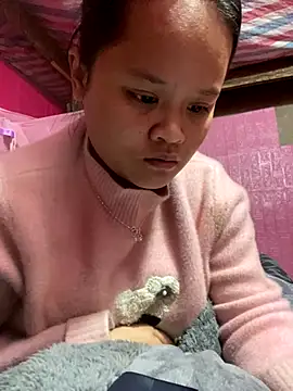 Thanhhuyen001 online show from 12.19.25