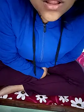 Snapshot of Sofia-111 chatting on 01.17.26 Sofia-111 online show from 01.17.26