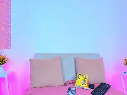 maddie swift  online show from 04.20.26