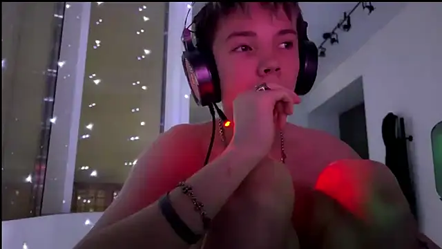 MilesSwanson online show from 12.19.25