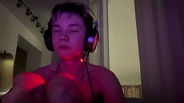 MilesSwanson online show from 12.21.25