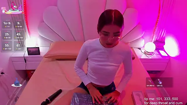 Ary  cherry online show from 12.17.25