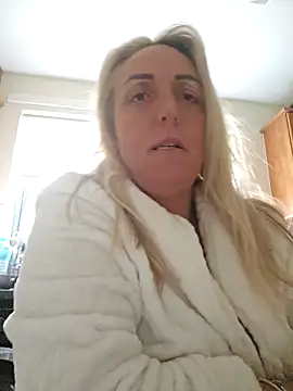 theblondecocklover online show from 03.18.26