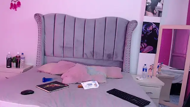 Snapshot of sexy_abby01 chatting on 02.20.26 sexy abby01 online show from 02.20.26