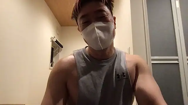 Snapshot of sora_to chatting on 12.19.25 sora to online show from 12.19.25