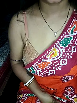 Snapshot of MAHI066 chatting on 01.15.26 MAHI066 online show from 01.15.26