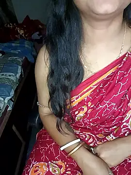 Snapshot of MAHI066 chatting on 03.12.26 MAHI066 online show from 03.12.26