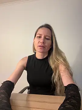 1Moonlight1 online show from 02.06.26