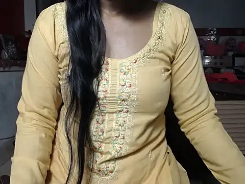 Snapshot of surbhi01 chatting on 05.19.26 surbhi01 online show from 05.19.26