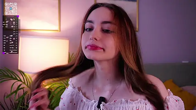 BeckiMacreno online show from 04.13.26