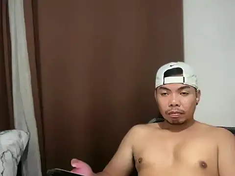 Snapshot of chubbybear_08 chatting on 03.04.26 chubbybear 08 online show from 03.04.26