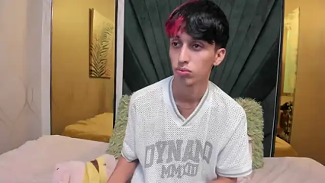 wildboy22  online show from 01.13.26