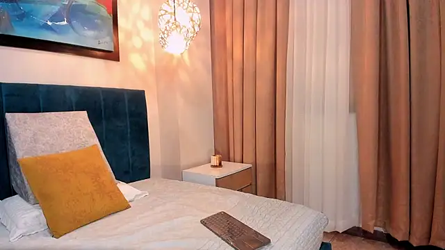 GahiaBelucci online show from 01.15.26