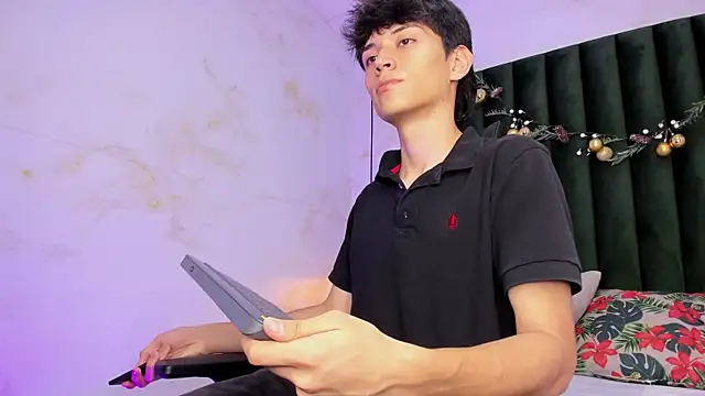 Aron valverde online show from 12.19.25