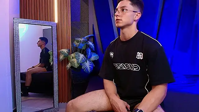 Snapshot of Noah_Clarkk chatting on 02.11.26 Noah Clarkk online show from 02.11.26